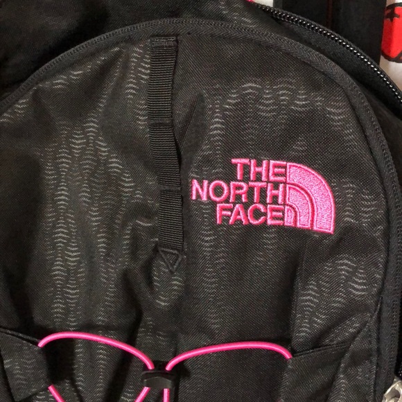 North Face Women’s Jester Backpack - Picture 3 of 8